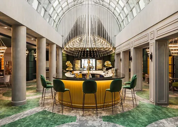 Le Louis Hotel in Versailles